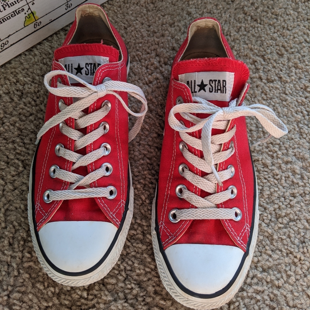 (Red) Converse Low Tops Womens Size 8